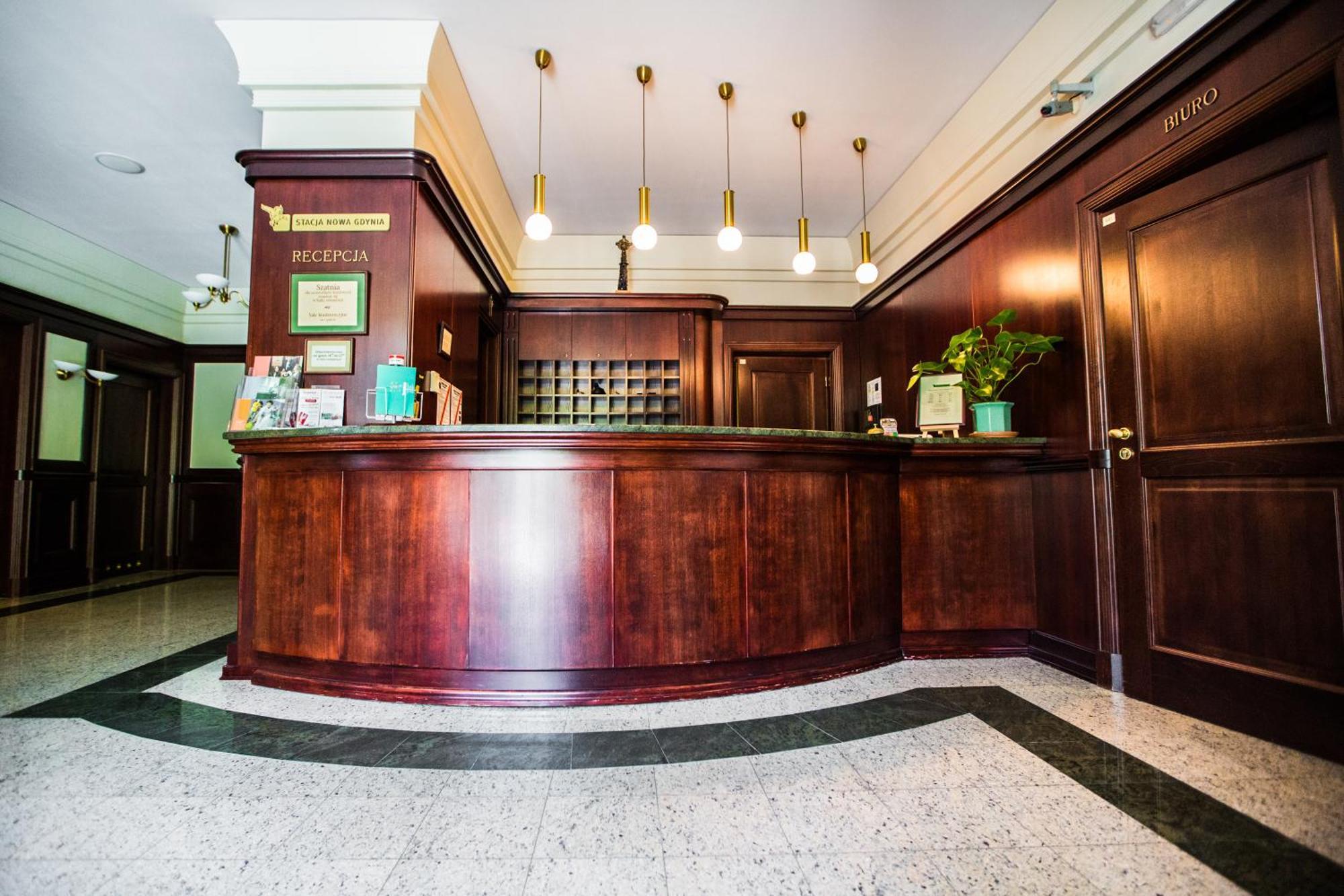 Stacja Nowa Gdynia Bed & Breakfast Aquapark Zgierz Exterior foto